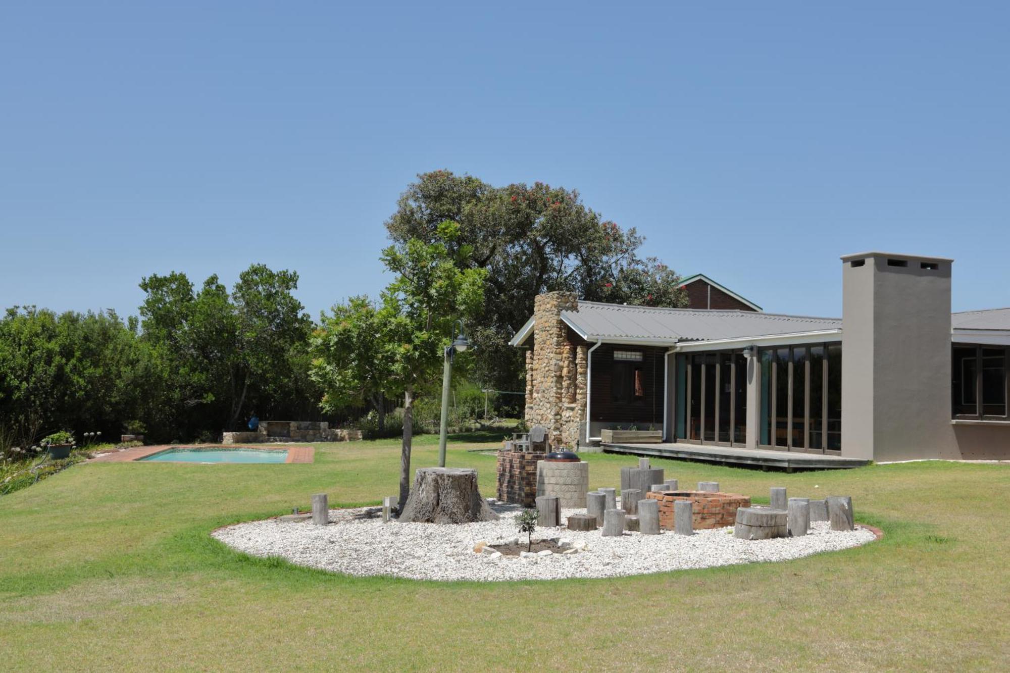 Gemstone Farm Bed & Breakfast Plettenberg Bay Exterior foto